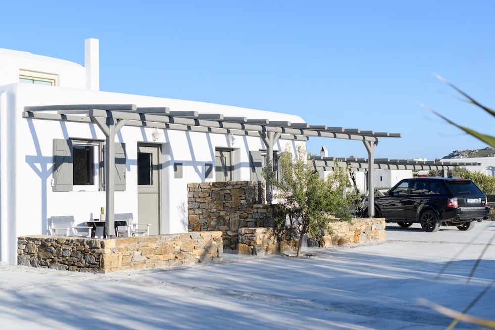 OLIVE MYKONOS VILLAS 65/73