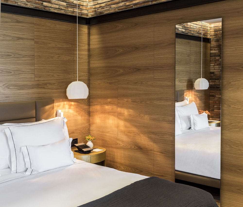 Monument Hotel 29/53