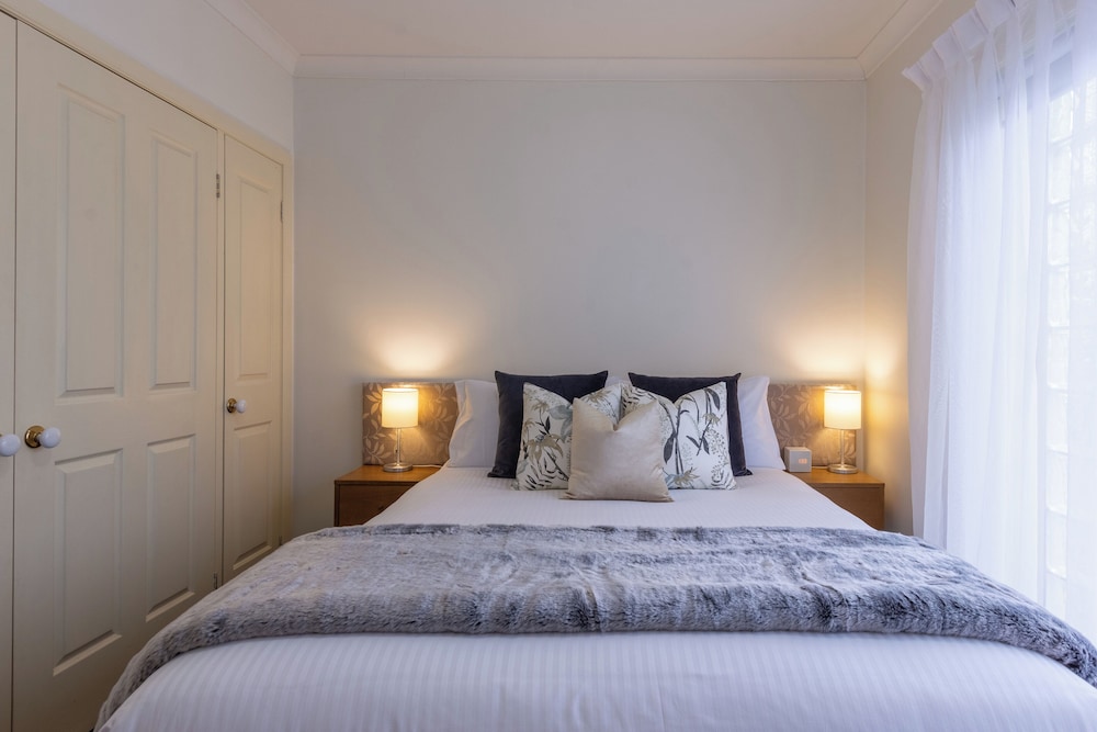 Lifestyle Apartments At Ferntree 11/66