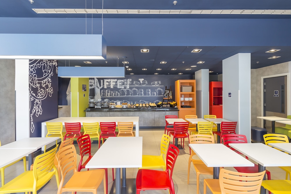 Ibis Budget Blumenau 51/68