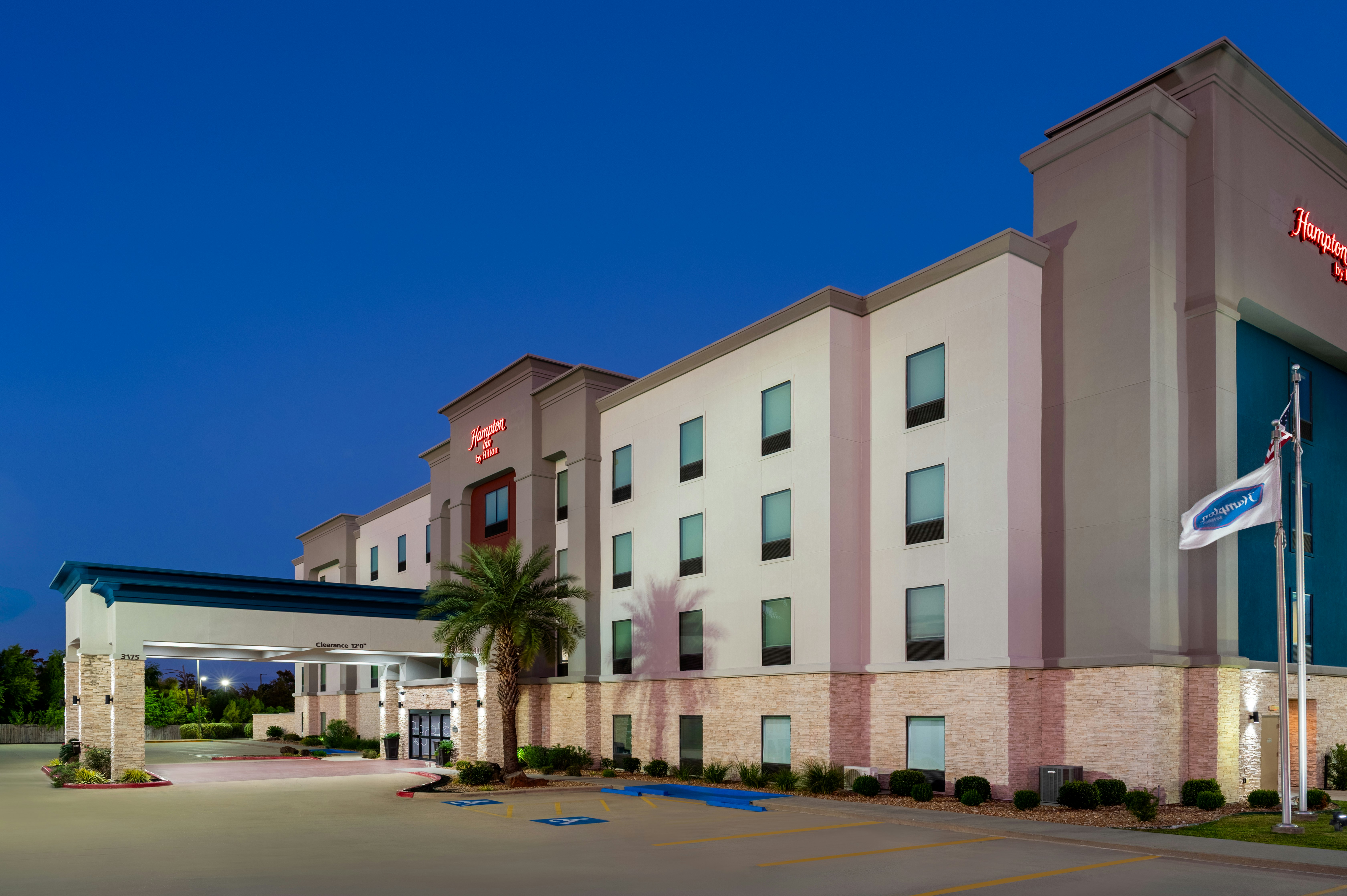 Hampton Inn Lake Charles 66/68