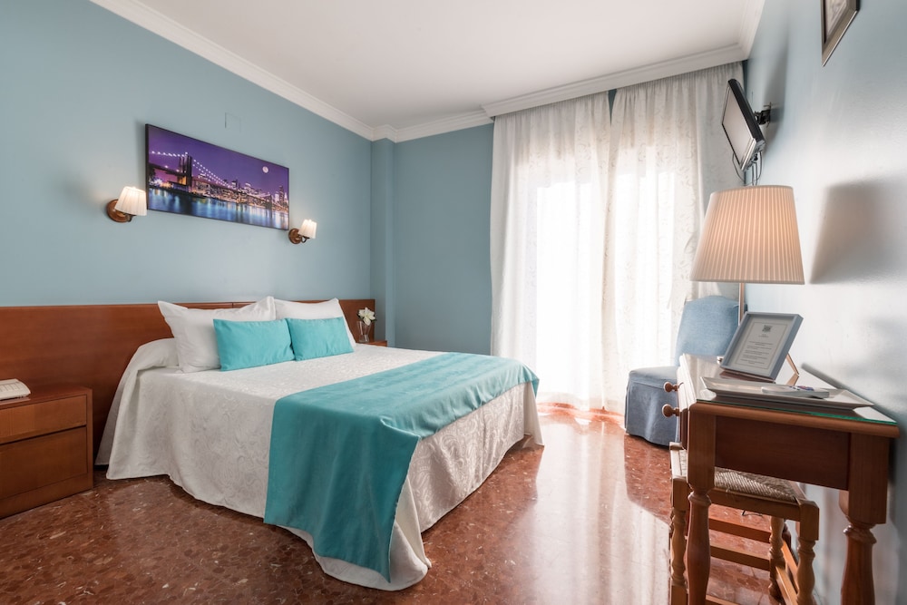 Hotel Romerito 21/65