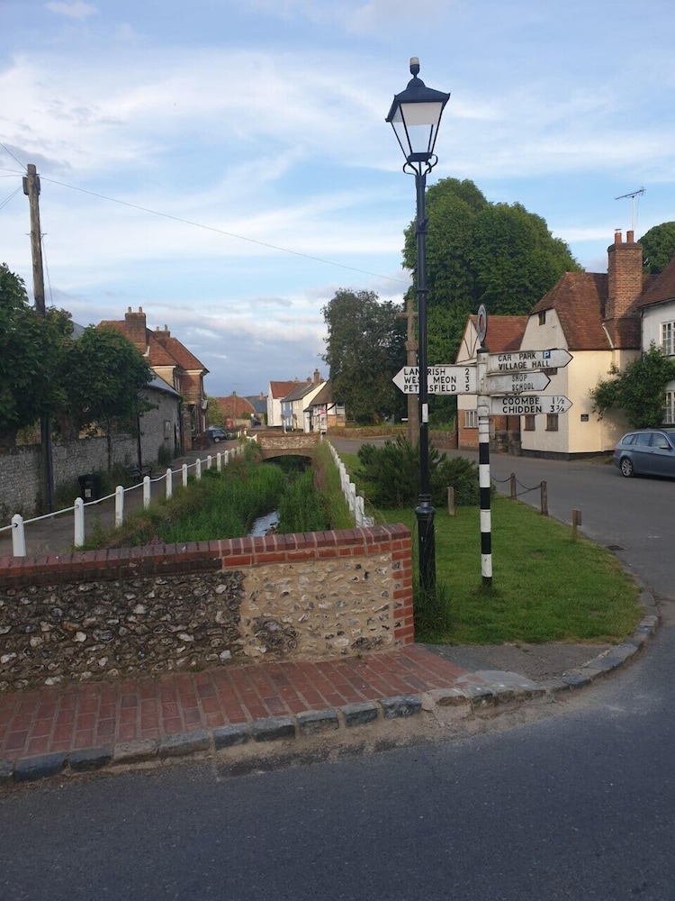 Ye Olde George Inn 43/50