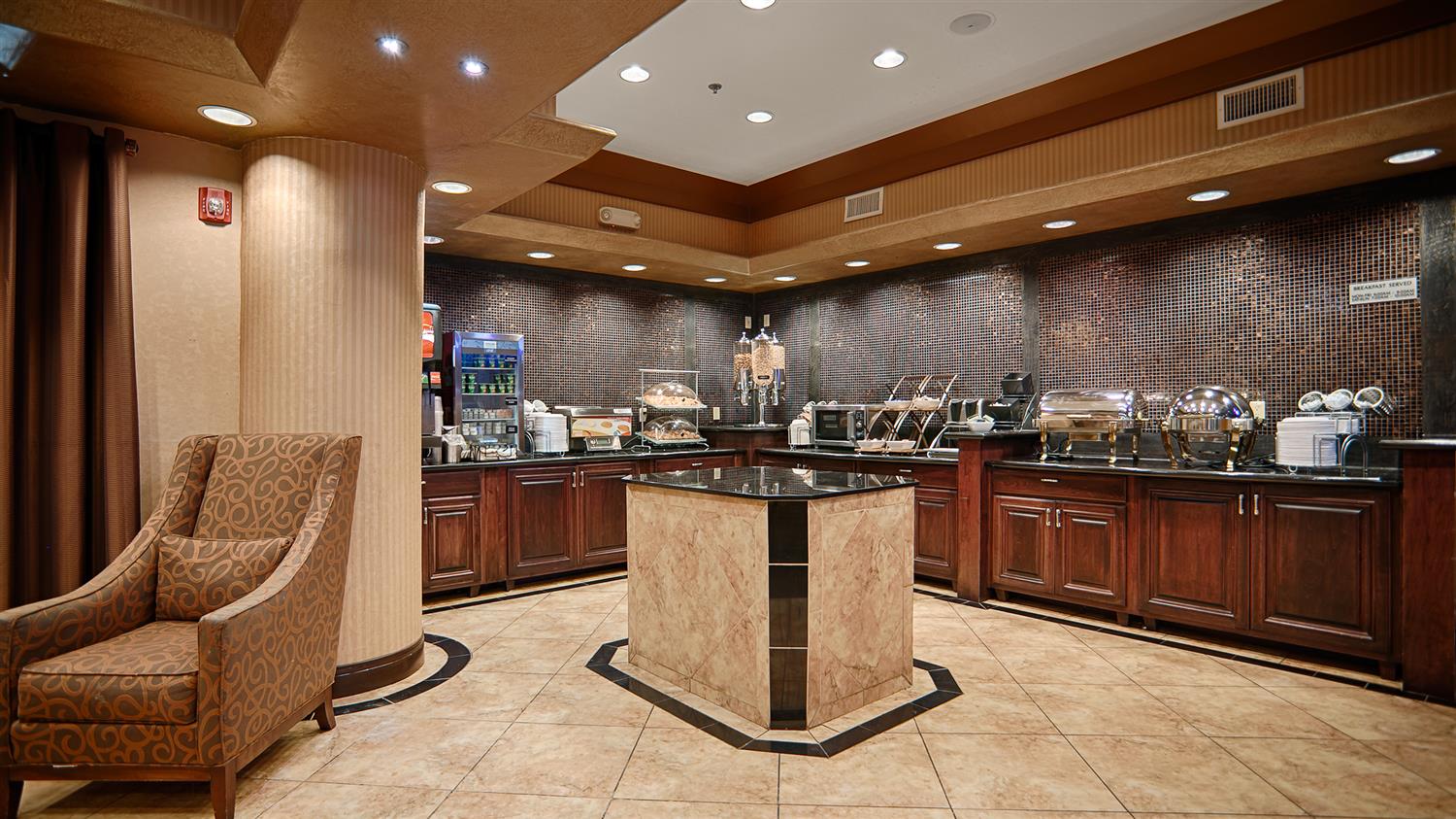 Best Western Plus KC Speedway Inn & Suites 4/31