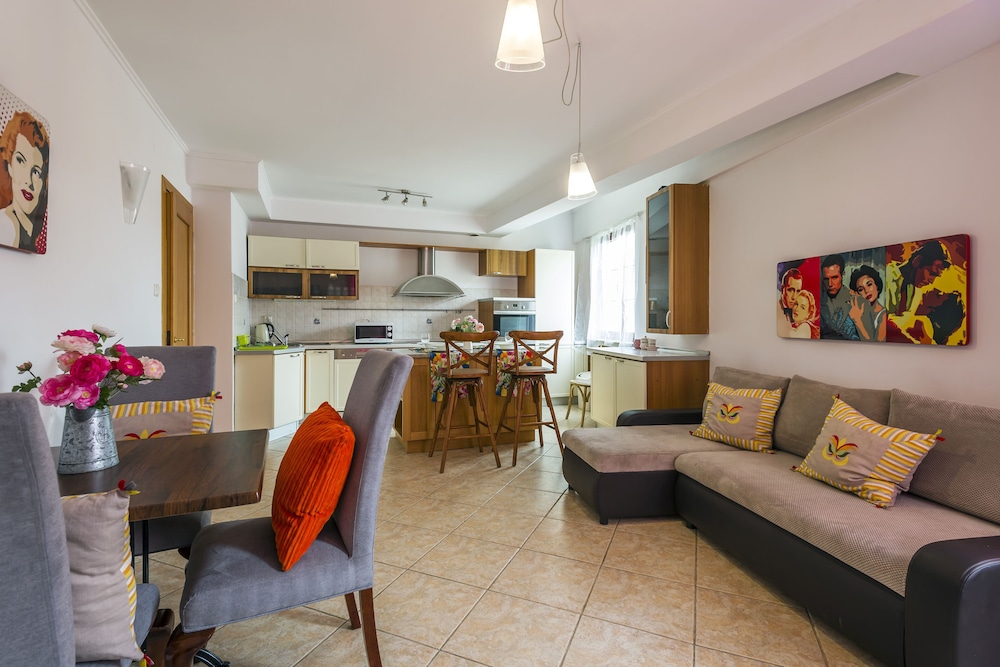 Galeria Italiana Apartments 29/50