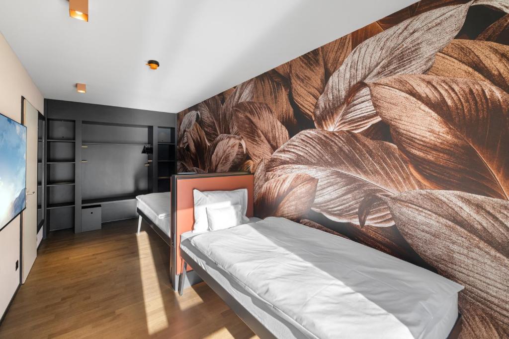غرفة عائلية بشرفة، Hotel AVES Homebase Arosa 3/7
