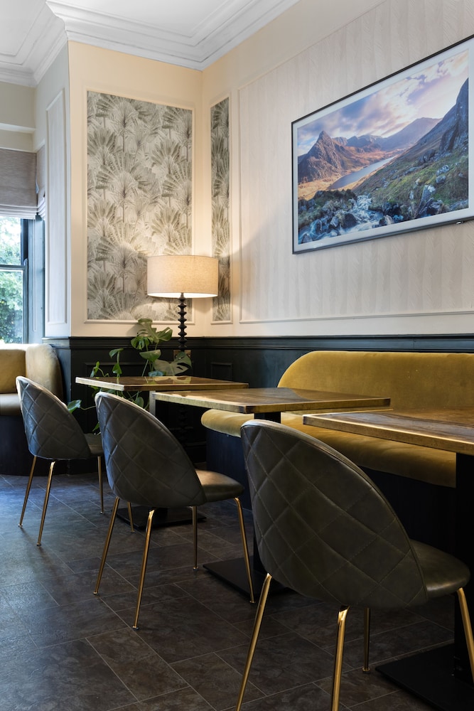 Gwydyr Hotel 46/50