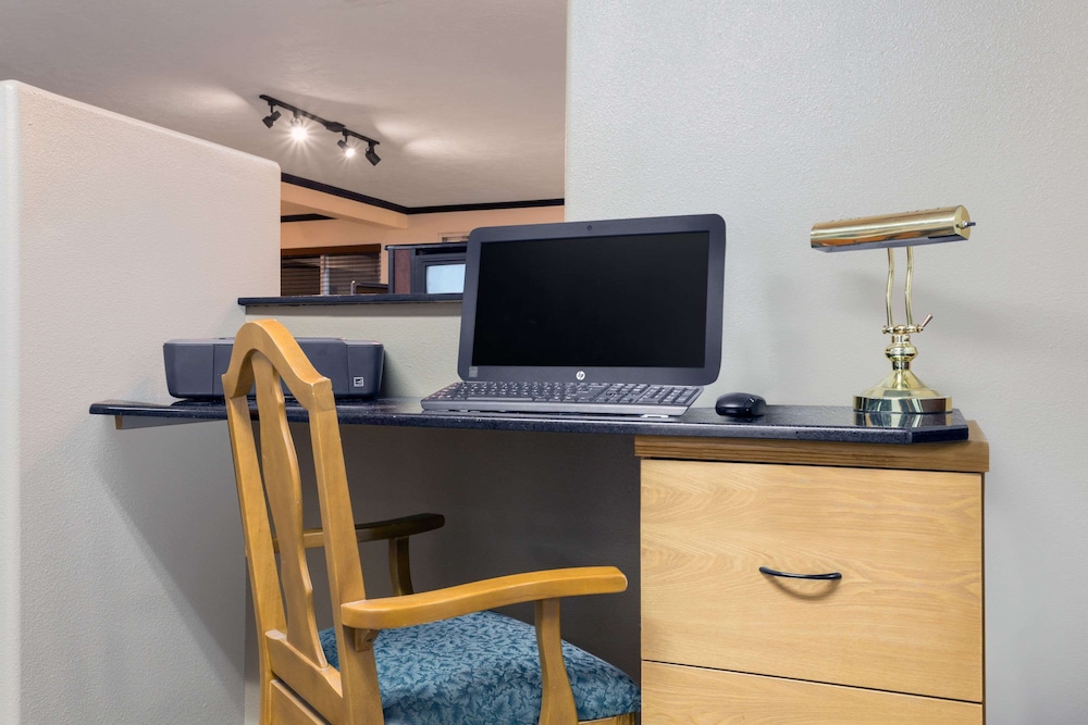 Baymont by Wyndham Bozeman 38/48