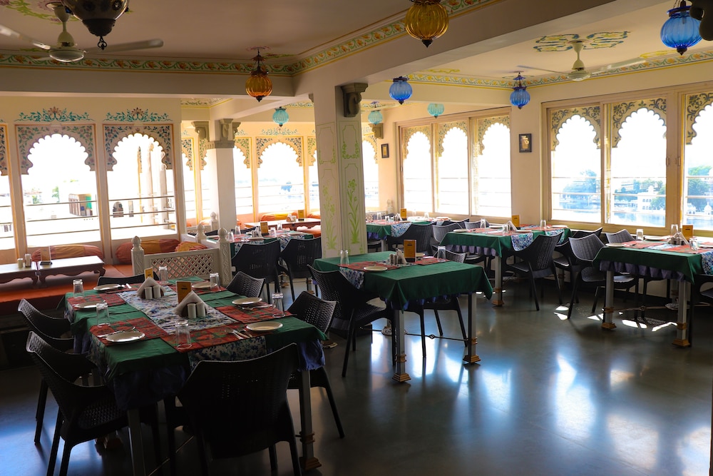 Mewar Haveli 50/57