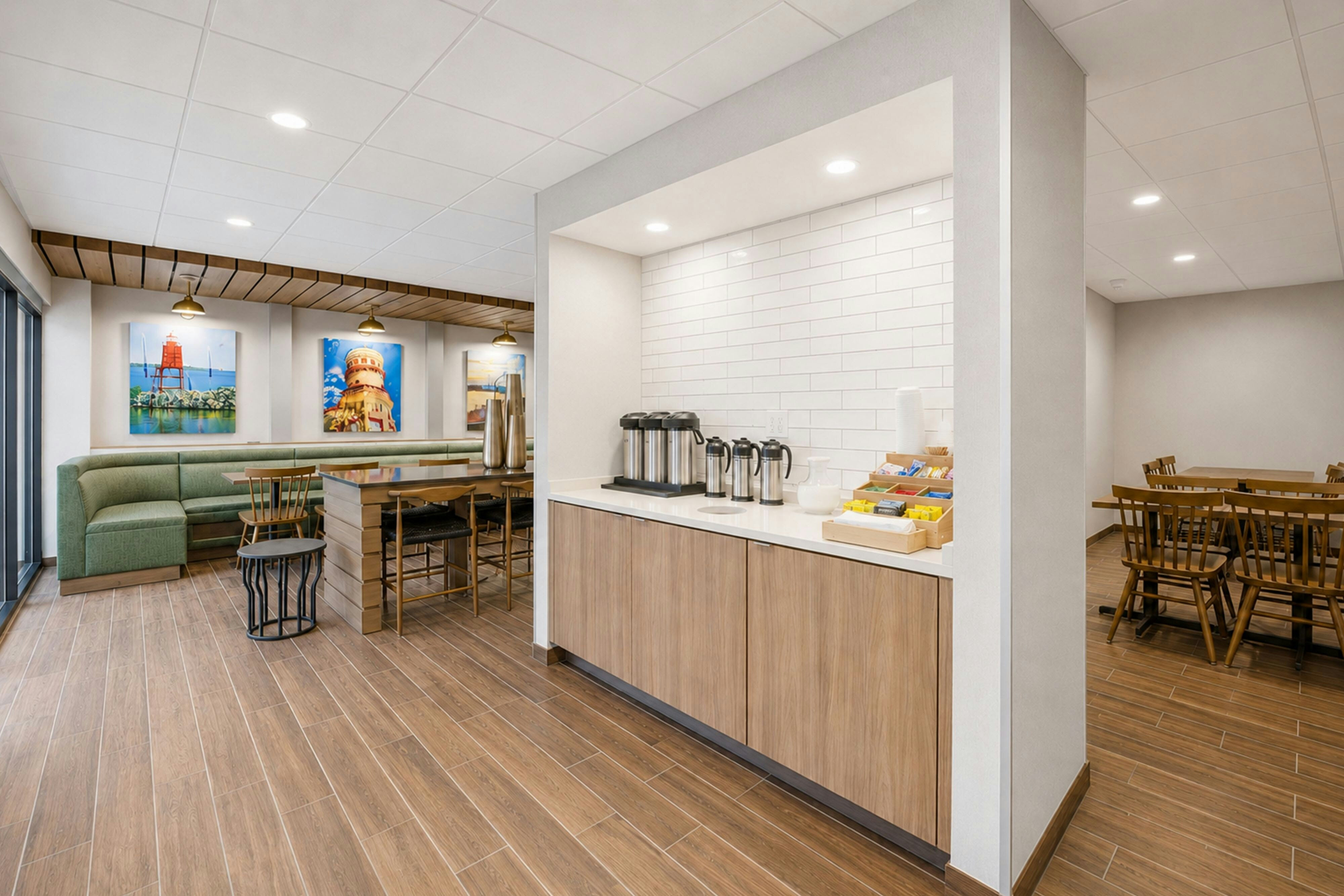 Fairfield by Marriott Inn and Suites Mount Pleasant, WI 17/19