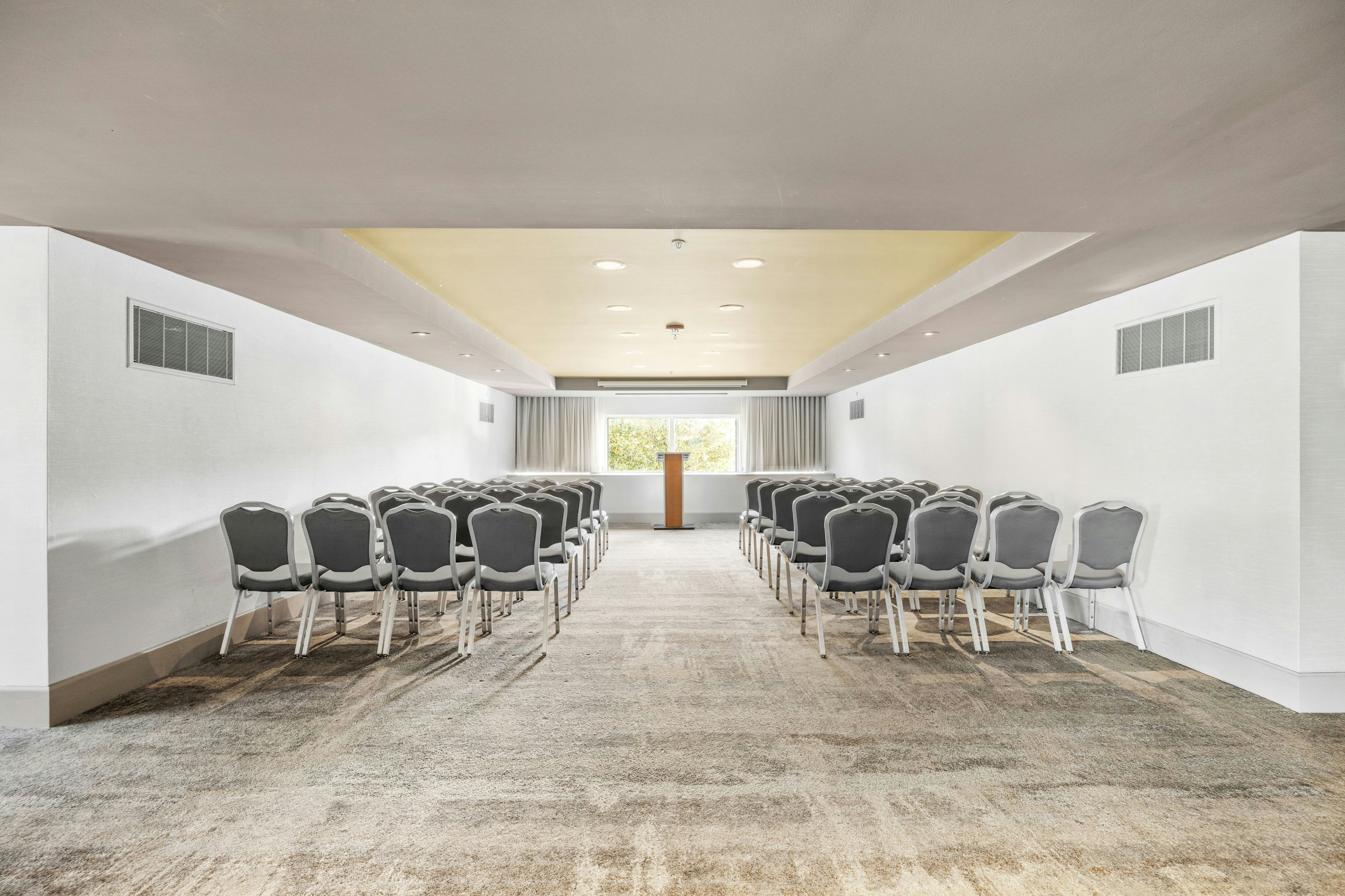 DoubleTree Suites by Hilton Hotel Huntsville South 30/36
