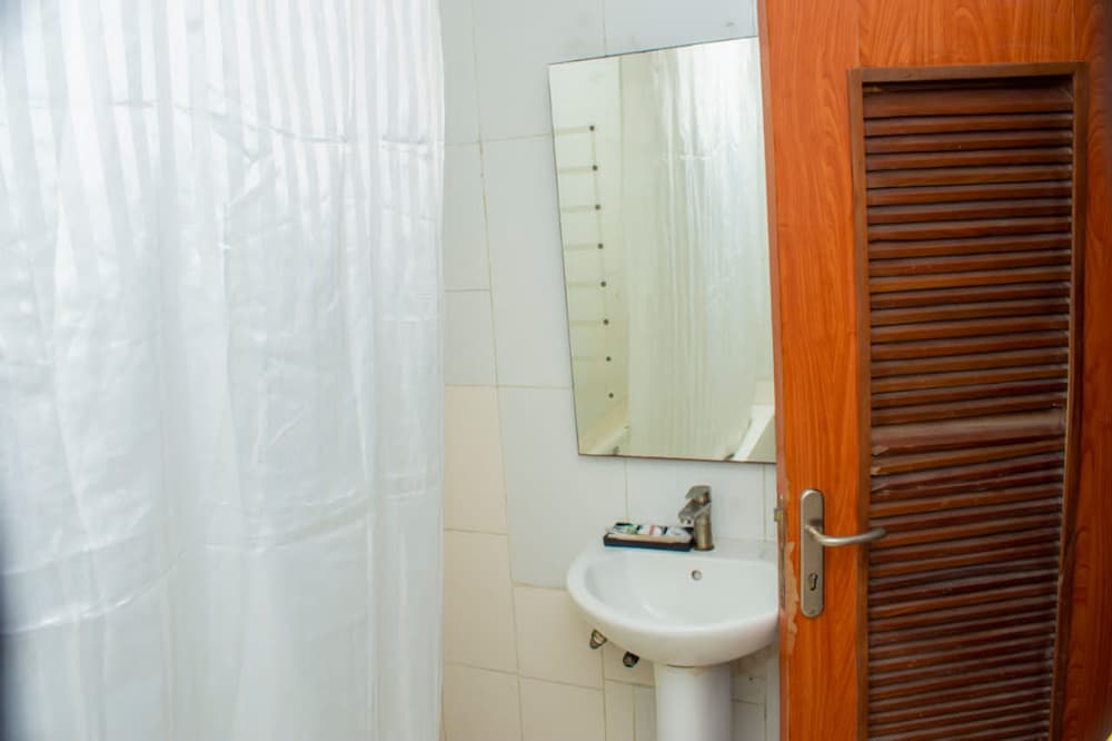 Eed Pension Boutique Hotel 43/46