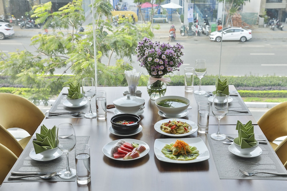 San Marino Boutique Danang 56/69