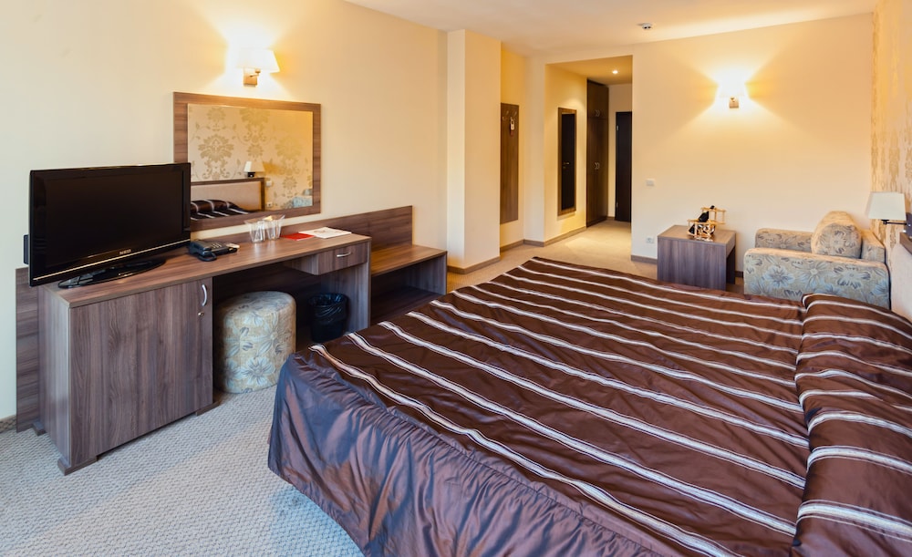 Hotel Forum 30/50