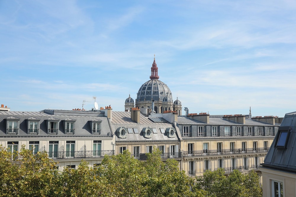 HOTEL D'ARGENSON 71/75