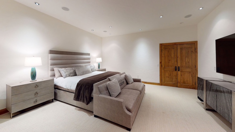 Platinum, 6 Bedrooms, Luxury, House