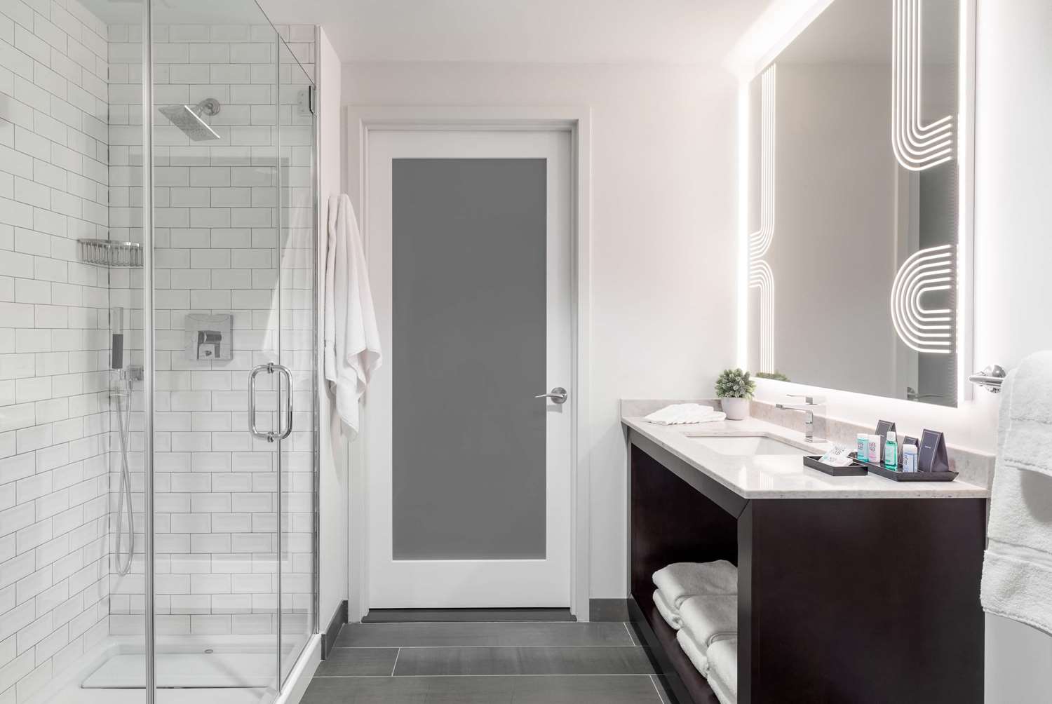 Tryp By Wyndham Newark Downtown 41/42