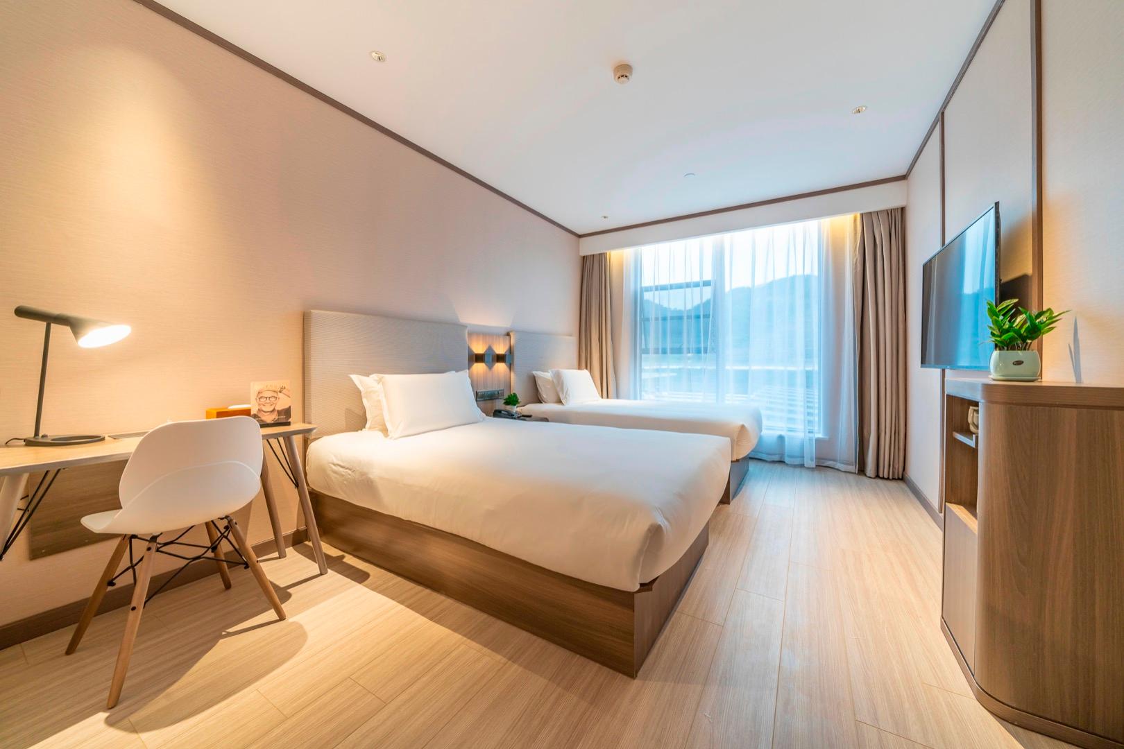 Hanting Hotel (Chongqing West Railway Station) 6/20