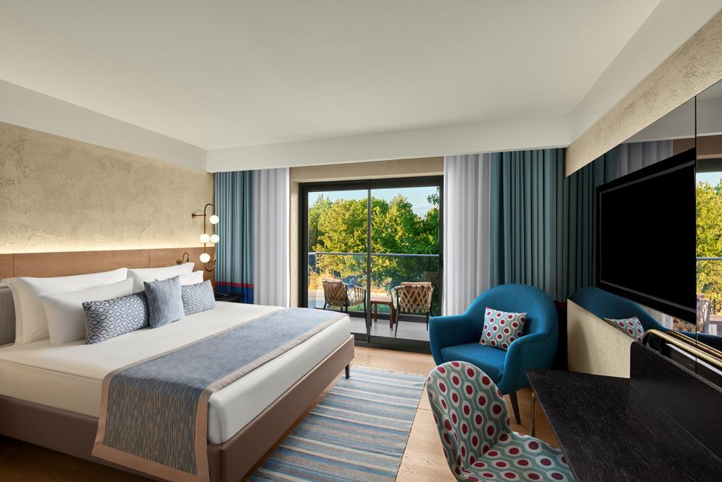 Superior, Double Bed, Land View