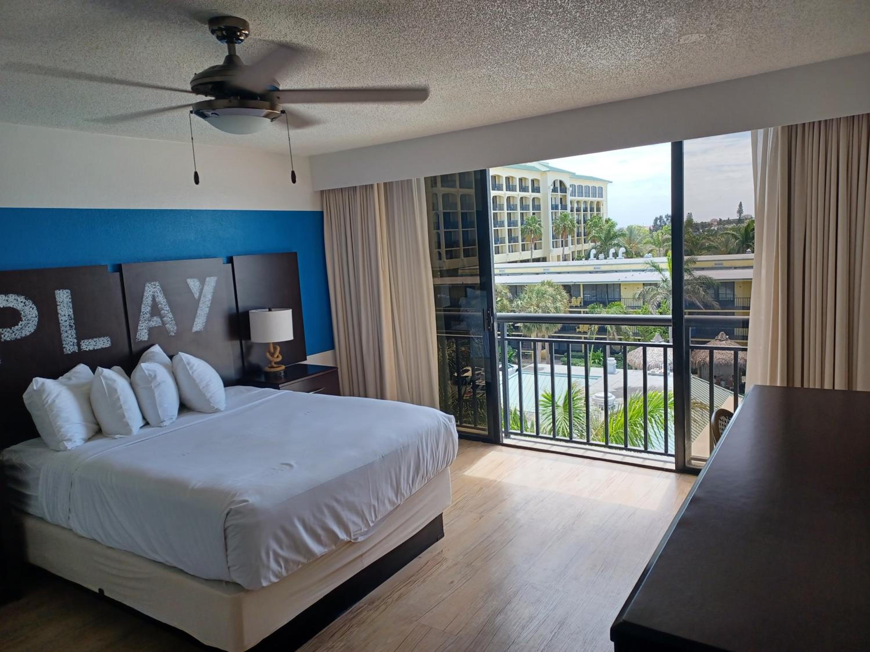 Resort, Guest Room, Queen Bed