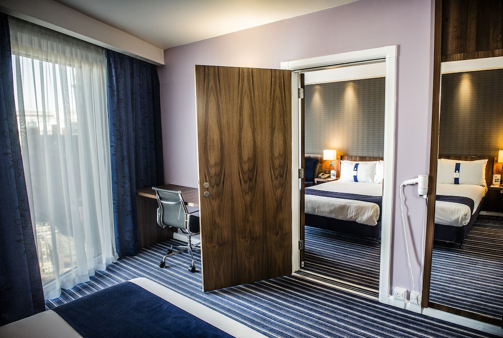Holiday Inn Express Manchester Cc Oxford Road 16/33