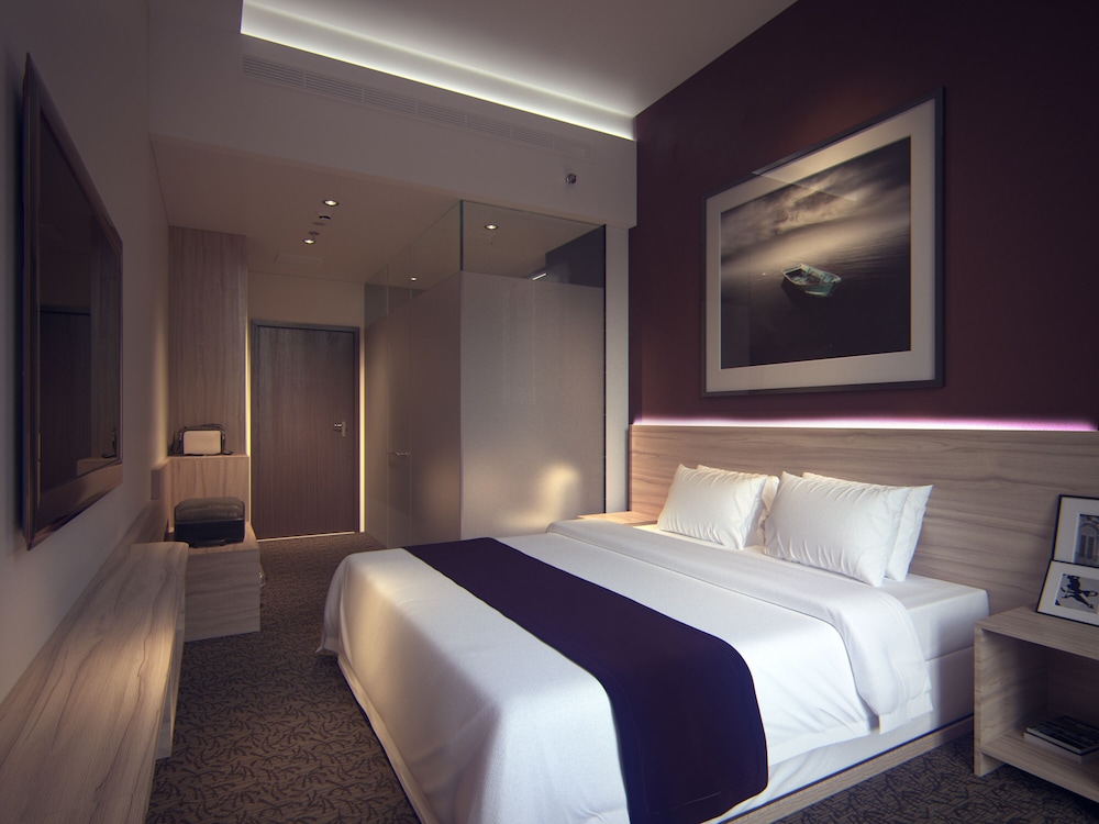 Bay Hotel Ho Chi Minh 30/66