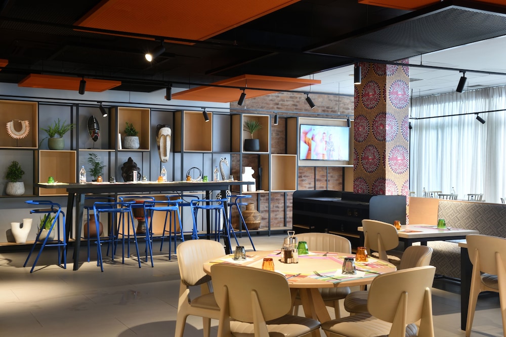 Ibis Styles Abidjan Plateau 32/49