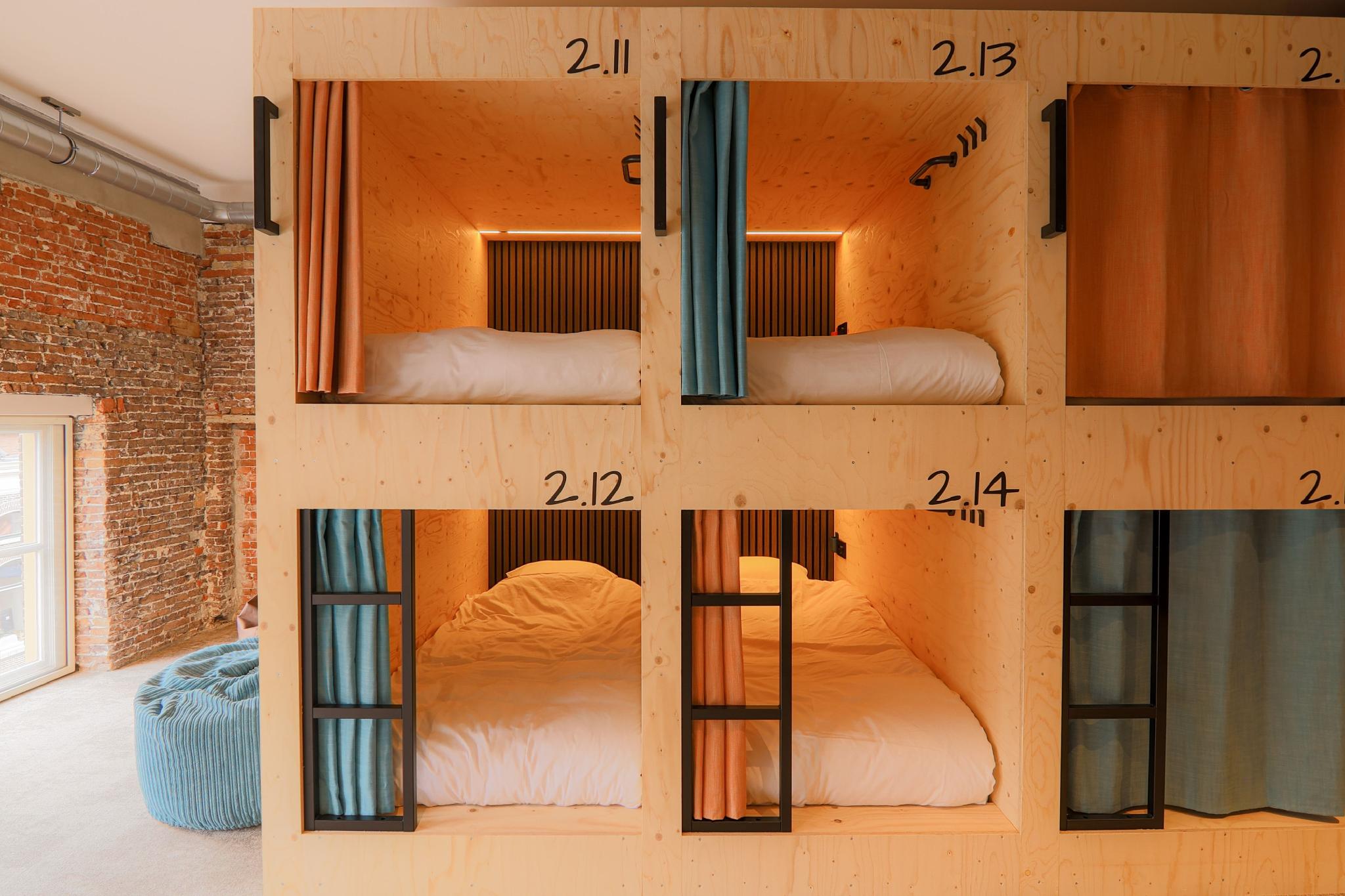 PJs Hostel 16/32
