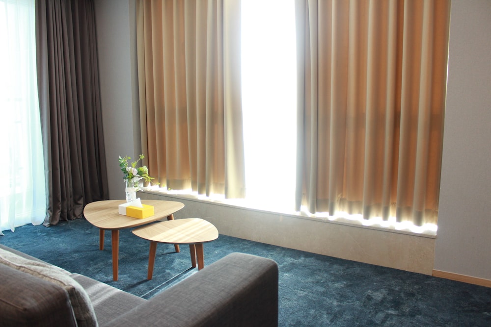 CO-OP CITY HOTEL SEONGSAN 50/71