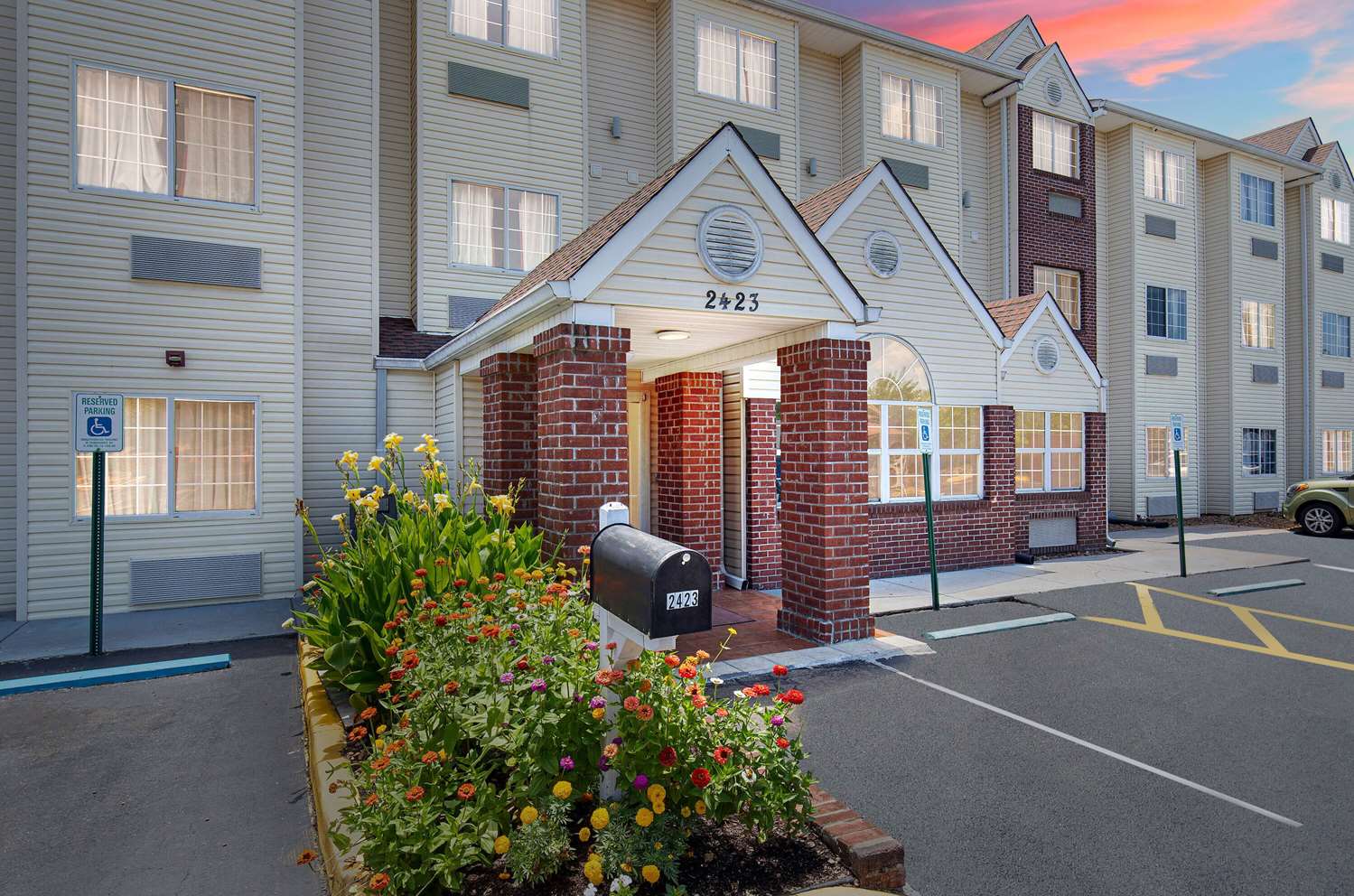 Microtel Inn And Suites Memphi 31/33