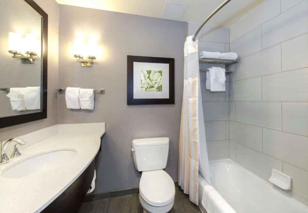 Hilton Garden Inn Raleigh Cary 18/67