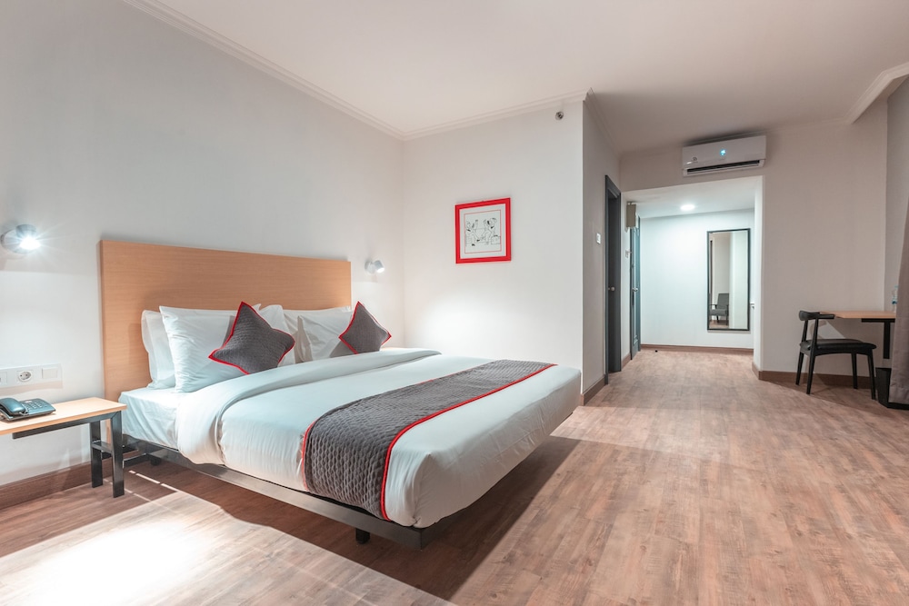OYO Townhouse 2 Hotel Gunung Sahari 31/67