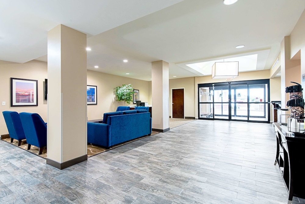 Comfort Inn & Suites Pine Bluff 5/29