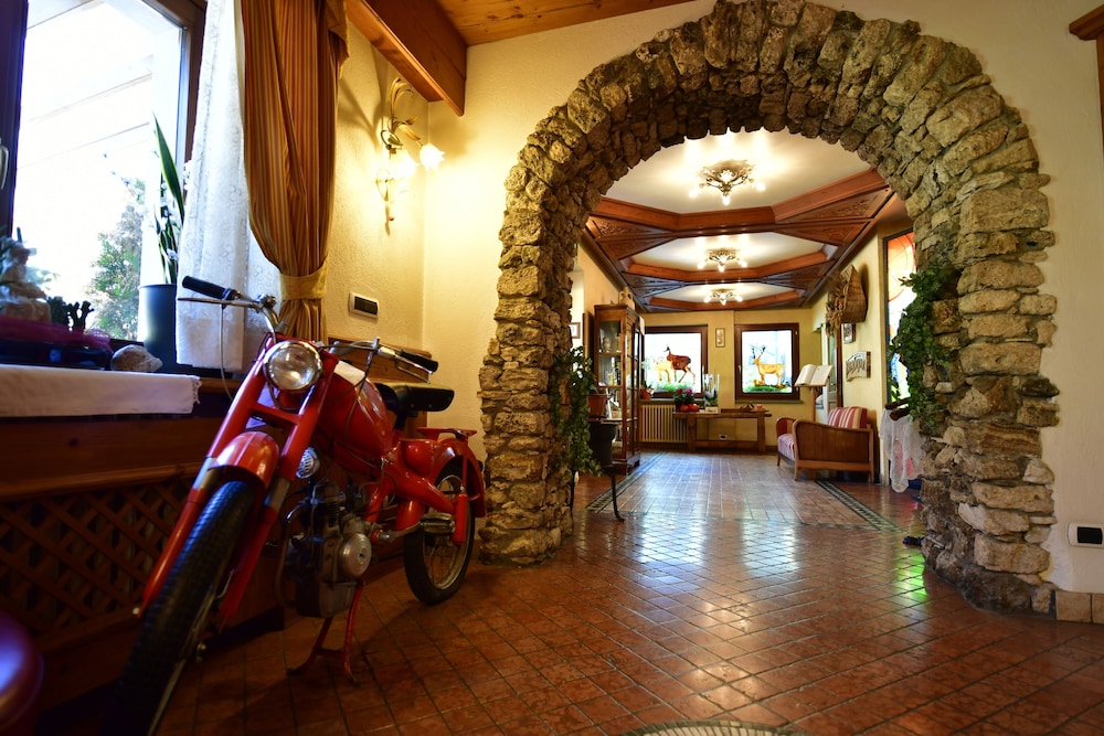 HOTEL BEAU SEJOUR 44/66