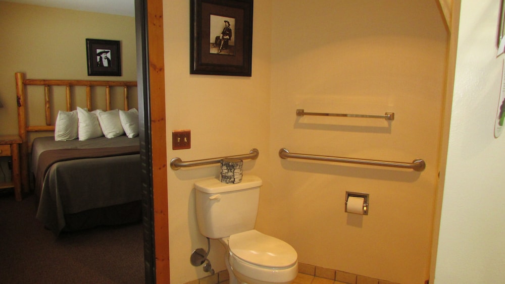Spearfish Canyon Lodge 66/75