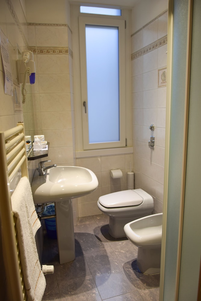 غرفة كلاسيكية مفردة، Hotel Losanna 6/6