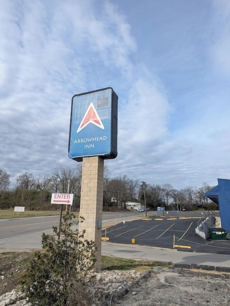 Arrowhead Inn 38/49