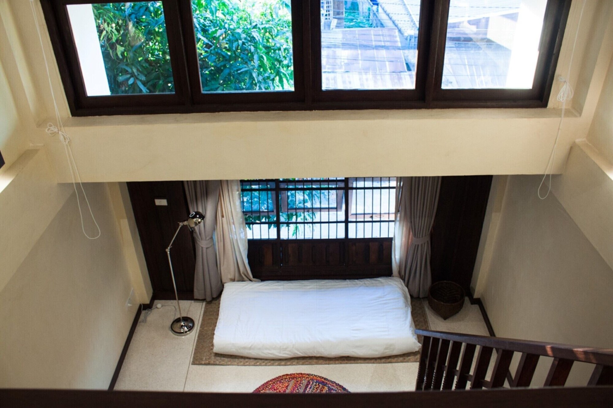 DELUXE, TWIN BEDS