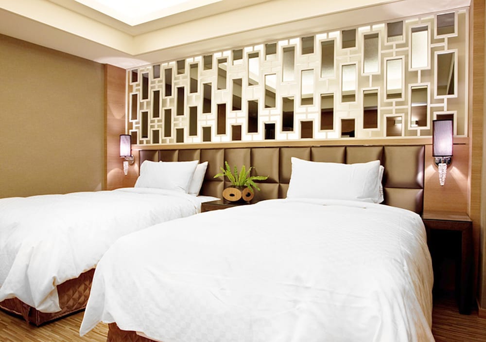 Royal Group Hotel -Chang Chien Branch 9/26