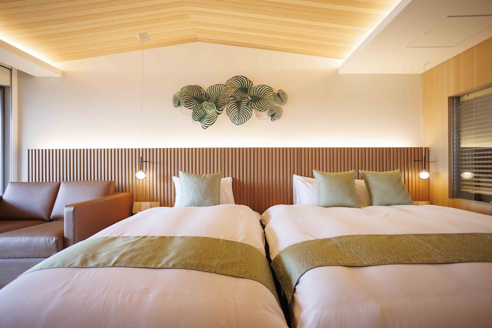 DELUXE, DOUBLE BED, SAUNA