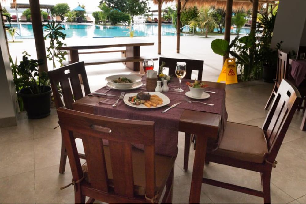 Peninsula Bay Resort 33/50