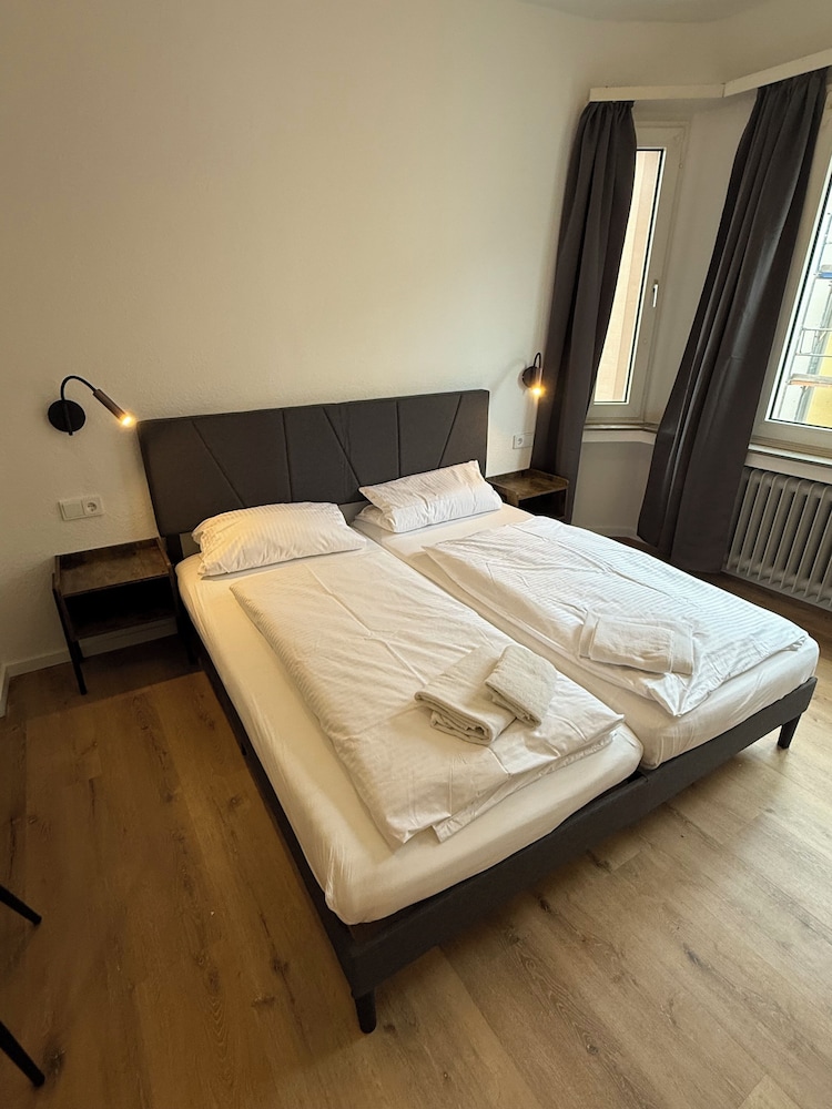 Hotel Haus Schwan 6/25