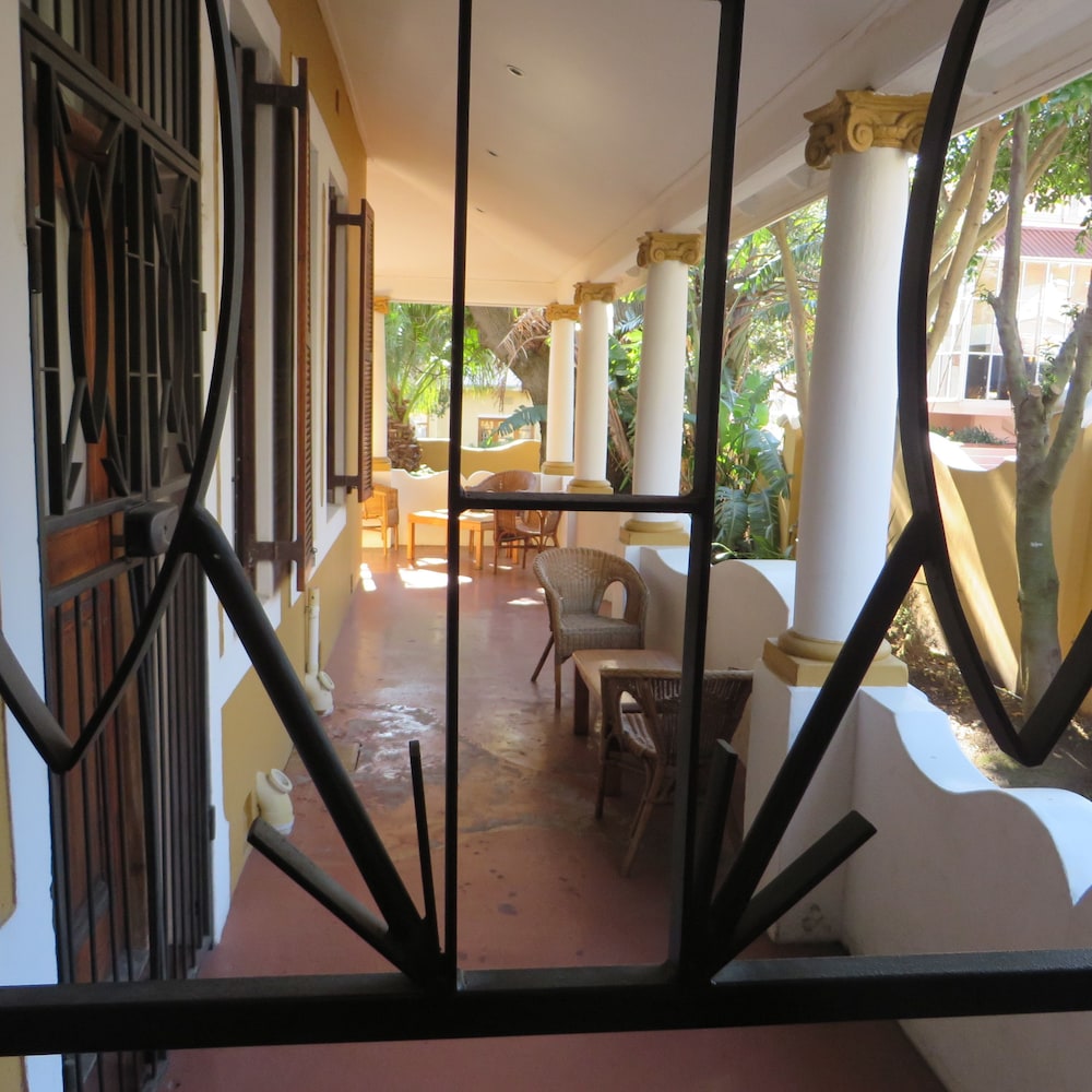 Ashanti Guest House Gardens Hostel 2/50