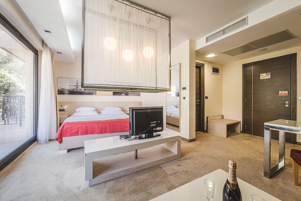 Hotel Residence 25/53