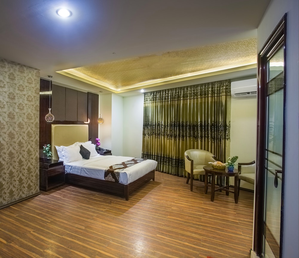 Hotel Noorjahan Grand 11/46