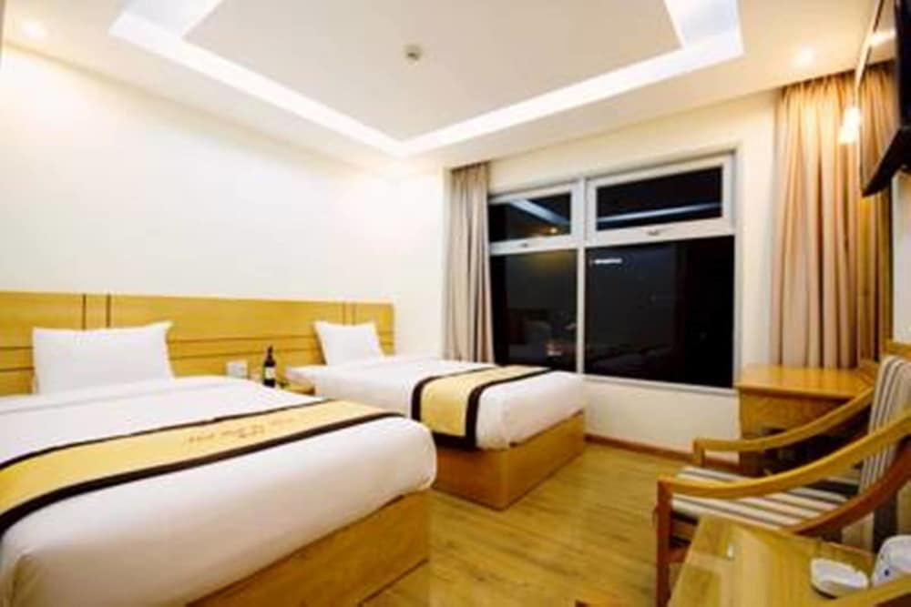 Nhat Linh Hotel Da Nang 10/31