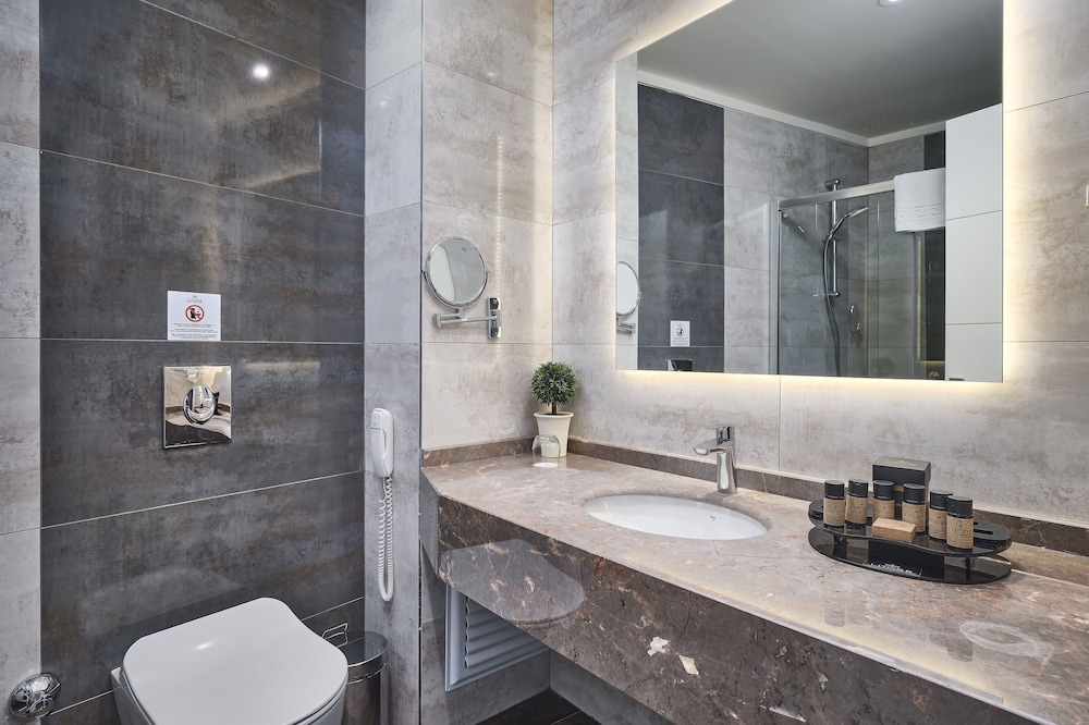 Litore Resort Hotel and Spa 43/44