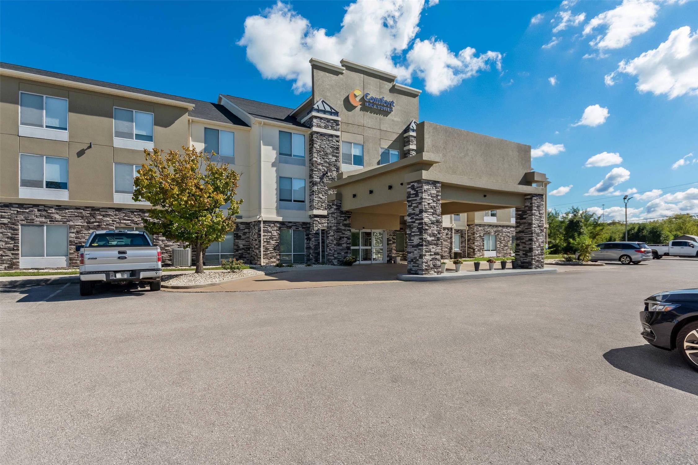 Comfort Inn & Suites Berea, KY 35/40