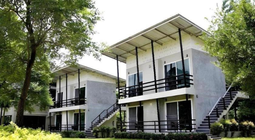 Ma - Kham Forest Resort 4/62