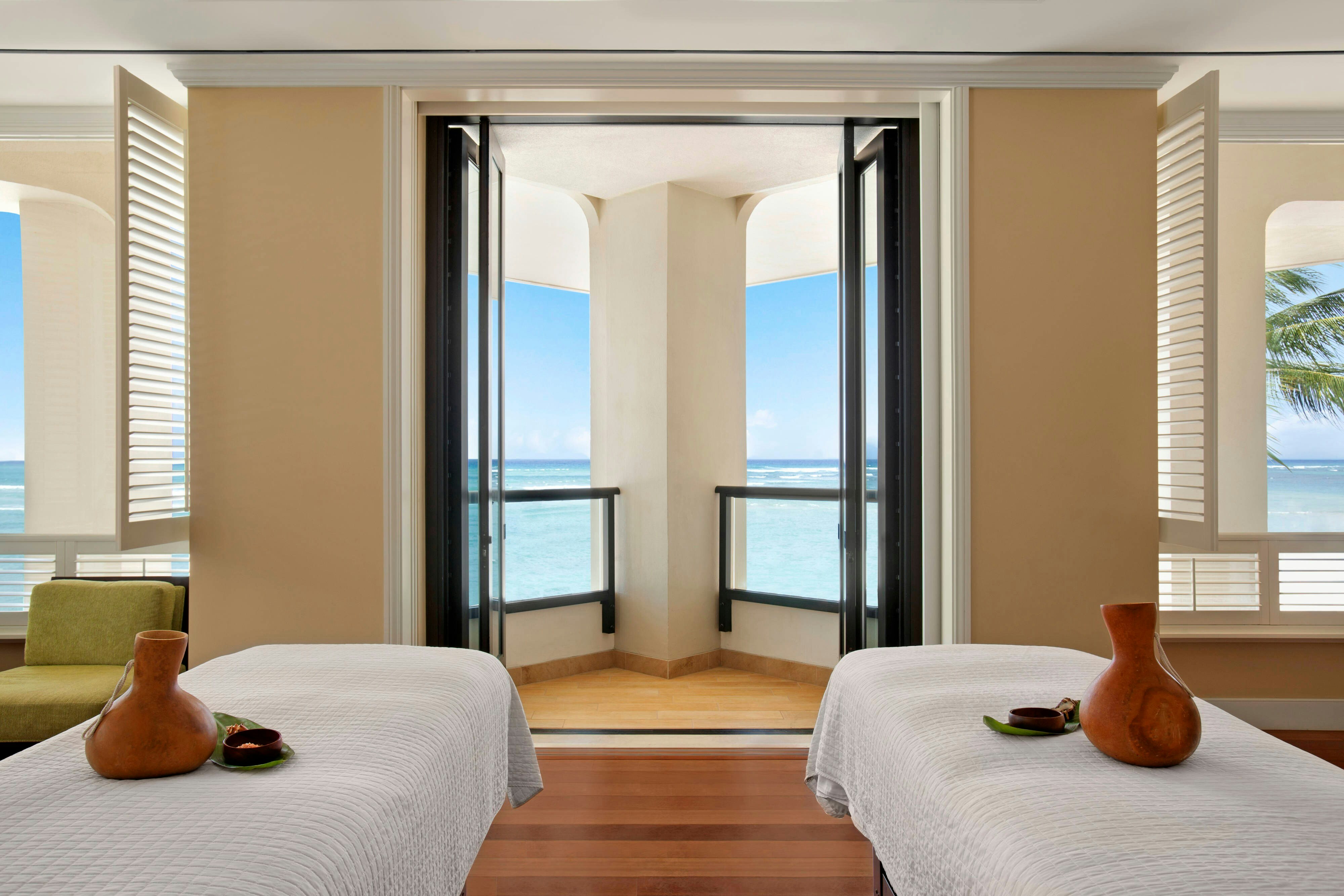 Moana Surfrider A Westin Resort and Spa Waikiki Beach 14/50